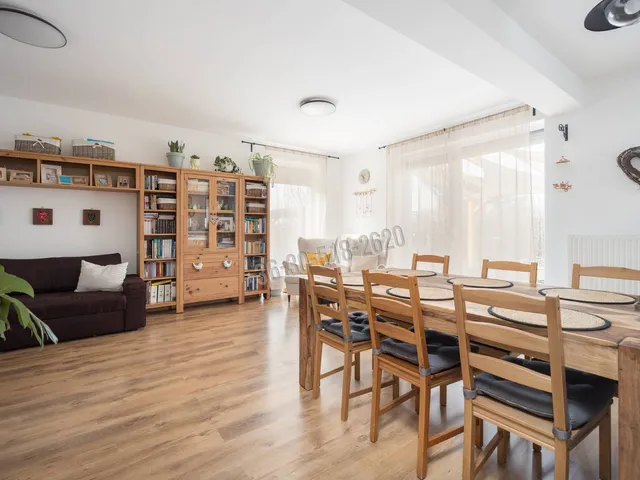 Eladó lakás Vác 96 nm