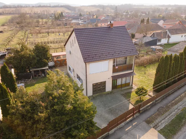 Eladó ház Drégelypalánk, Fő út 170 nm