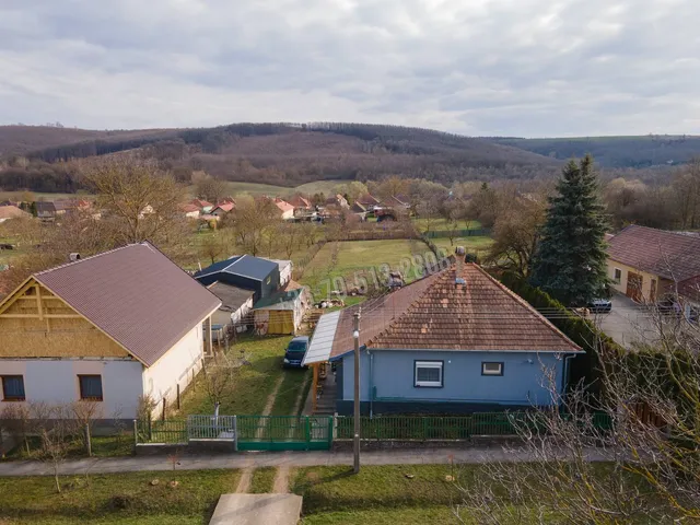 Eladó ház Keszeg 68 nm