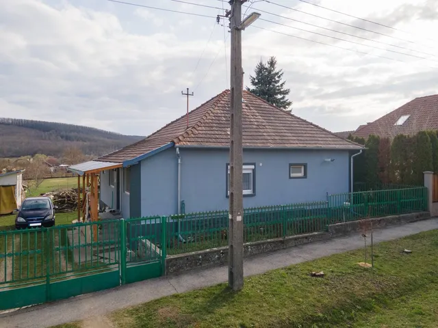 Eladó ház Keszeg 68 nm