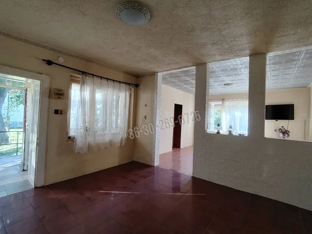 Eladó ház Ipolyvece, Ipoly utca 76 nm