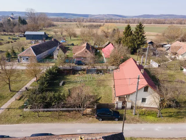 Eladó ház Ipolytölgyes 93 nm