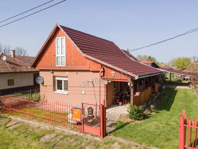 Eladó ház Vámosmikola 86 nm