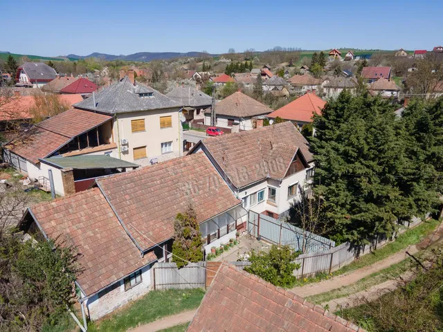 Eladó ház Vanyarc 133 nm