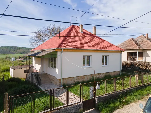 Eladó ház Nőtincs 87 nm