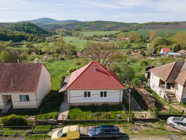Eladó ház Nőtincs 87 nm