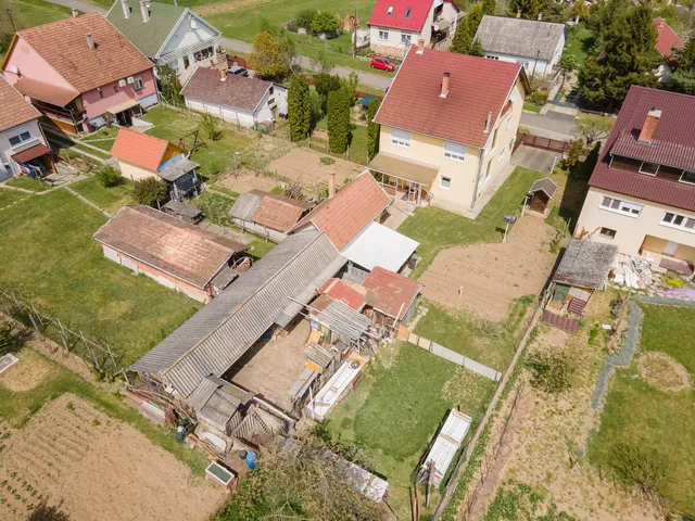 Eladó ház Bánk 190 nm