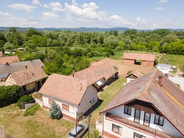 Eladó ház Ipolyvece, Dózsa György utca 151 nm