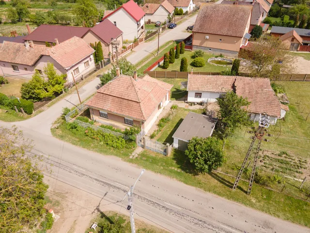 Eladó ház Ipolyvece, Rákóczi utca 77 nm