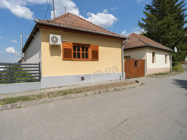 Eladó ház Drégelypalánk, Fő utca 126 nm