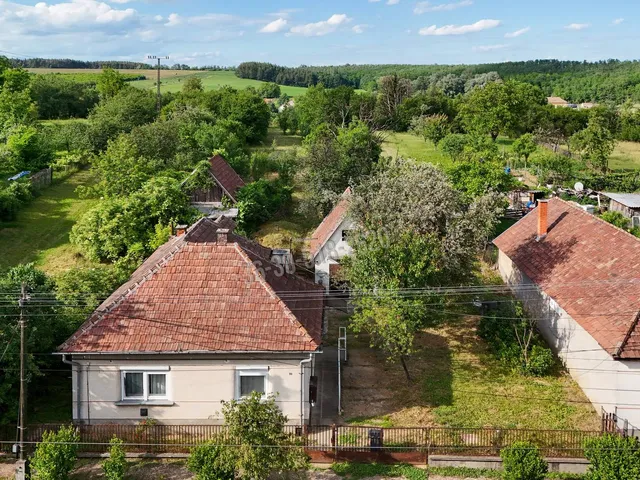 Eladó ház Tolmács, Szabadság utca 56 nm