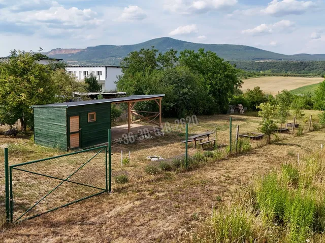Eladó telek Vác, Törökhegy, Felsőtörökhegyi utca 1080 nm