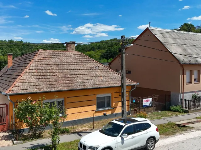 Eladó ház Tolmács, Szent Lőrinc út 78 nm