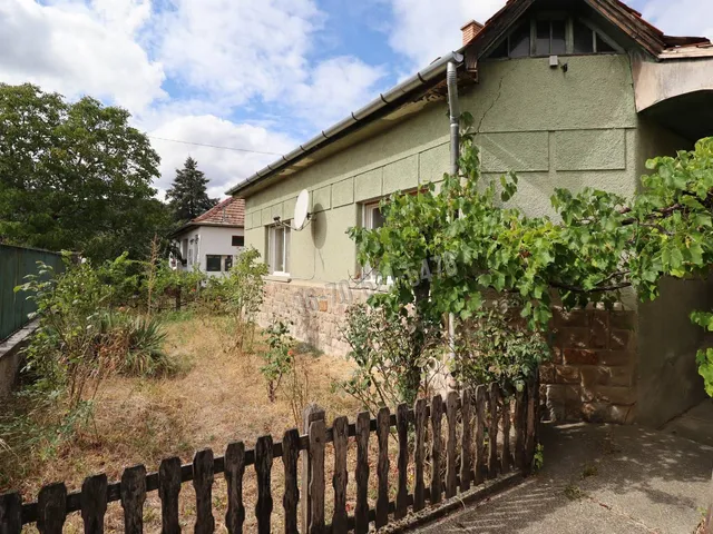Eladó ház Diósjenő 102 nm