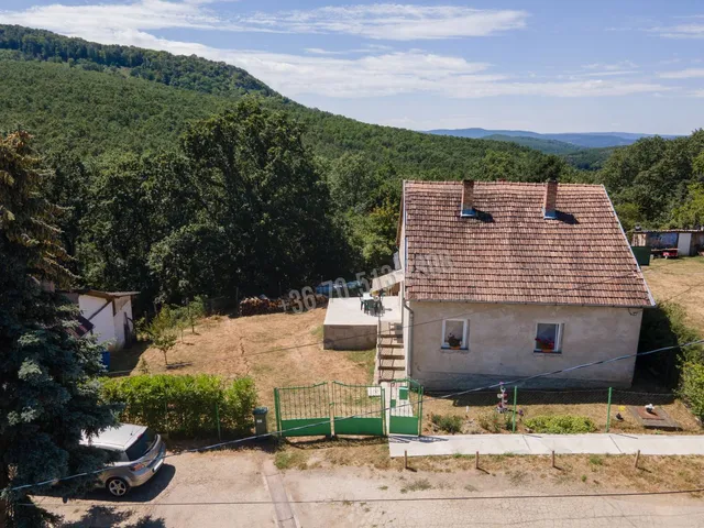 Eladó ház Szendehely 64 nm