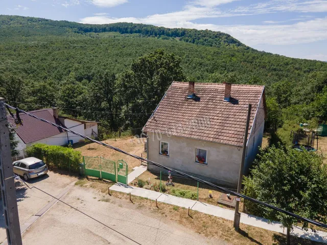 Eladó ház Szendehely 64 nm
