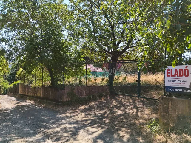 Eladó telek Nagymaros, Pállya Celesztin utca 1388 nm