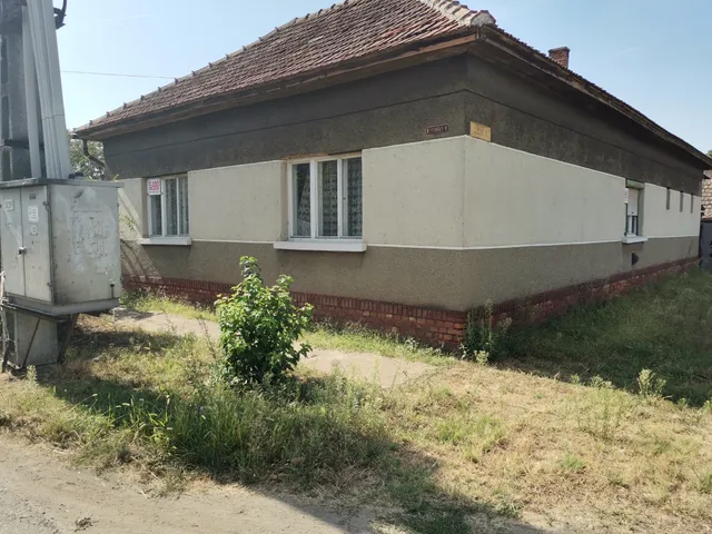 Eladó ház Jászkarajenő, Kossuth utca 100 nm