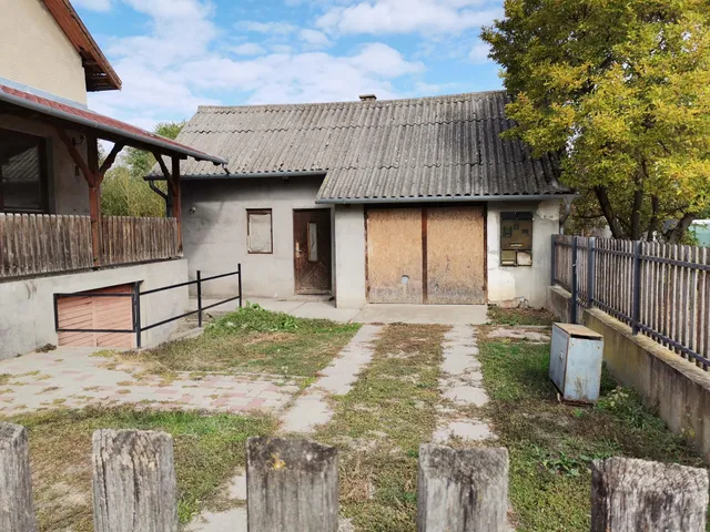 Eladó ház Lakitelek, Széchenyi körút 237 nm