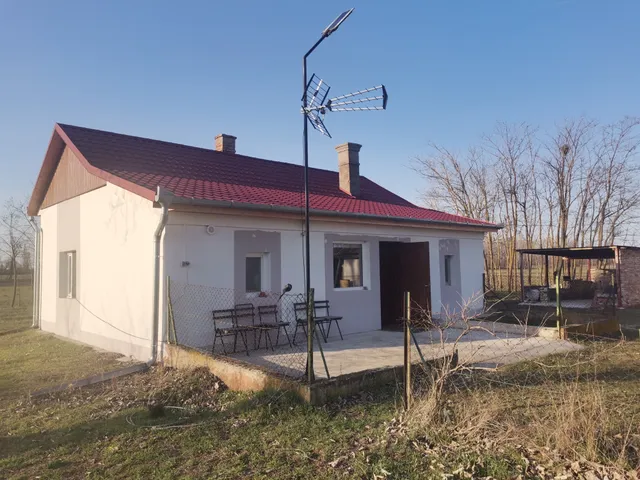 Eladó mezőgazdasági ingatlan Tiszakécske 55 nm