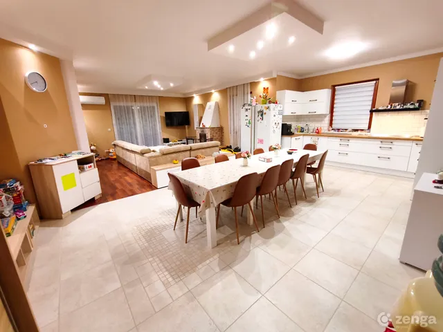 Eladó ház Debrecen 175 nm