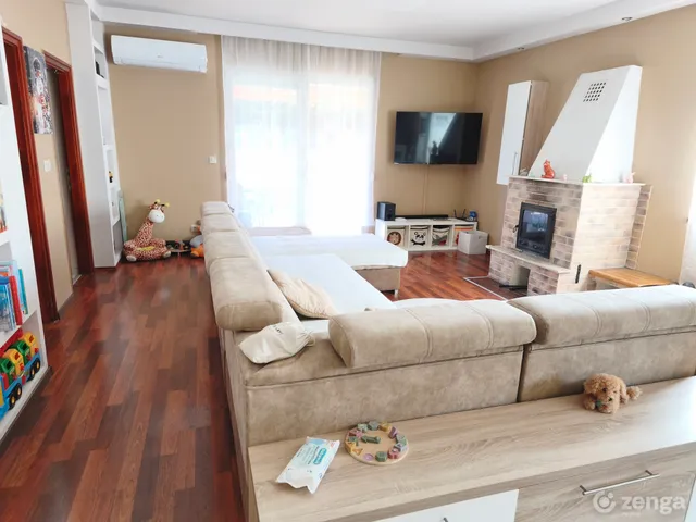 Eladó ház Debrecen, Cimbalom 175 nm