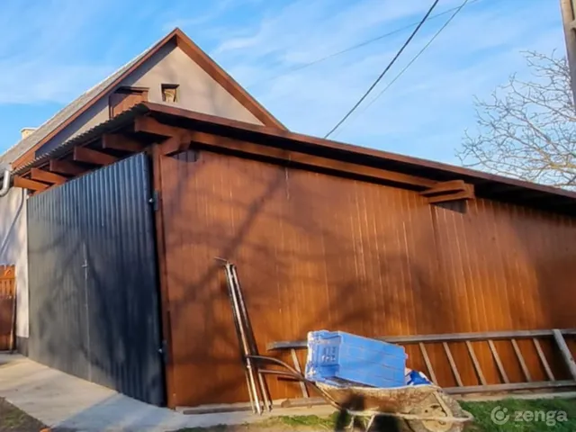 Eladó ház Téglás 42 nm