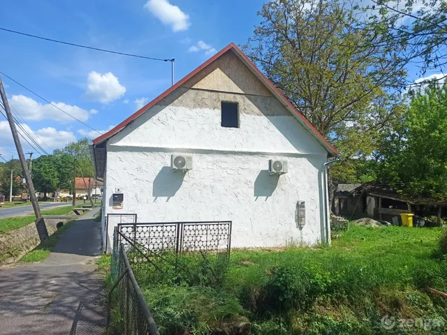 Eladó ház Szőlősgyörök, Dr. Bató Béla utca 64 nm