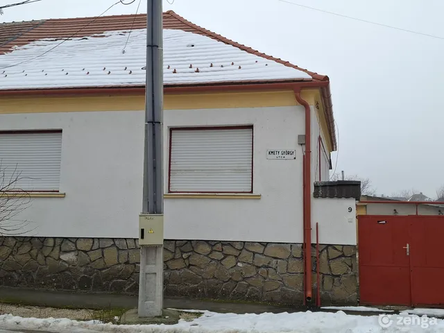 Eladó ház Pápa, Belváros, Kmetty György utca 9 80 nm