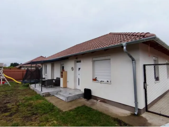 Eladó ház Délegyháza 98 nm
