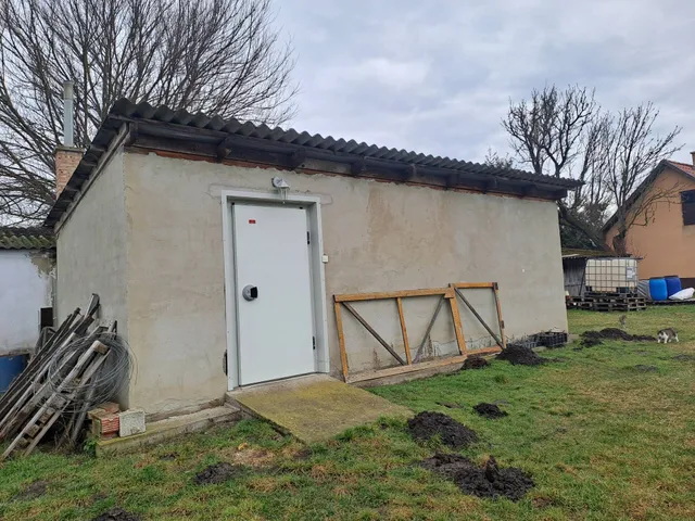 Eladó mezőgazdasági ingatlan Debrecen 452 nm