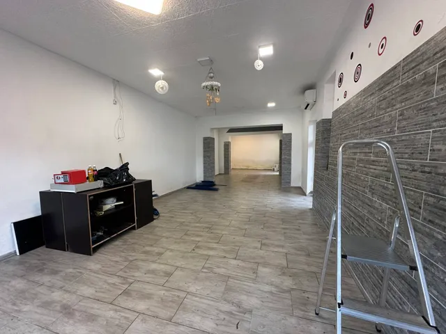 Eladó kereskedelmi és ipari ingatlan Kiskunlacháza 73 nm