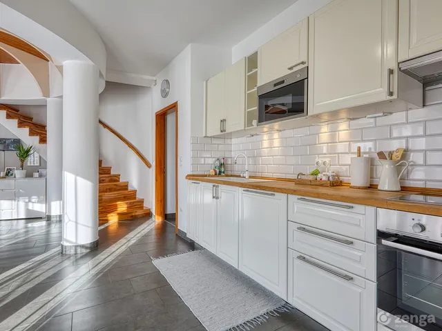 Eladó ház Sopron, Kurucdomb 310 nm