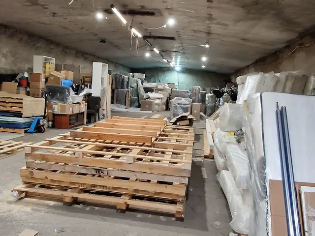 Kiadó kereskedelmi és ipari ingatlan Budapest XXII. kerület, Budafok, Pedellus utca 1500 nm