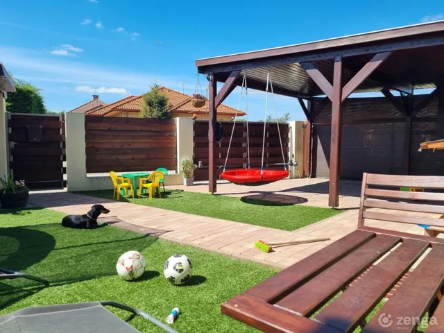 Eladó ház Üllő 105 nm