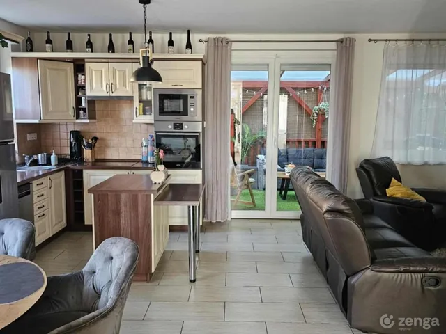 Eladó ház Üllő 118 nm