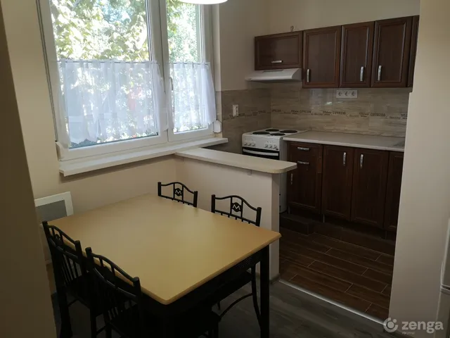 Kiadó lakás Szolnok, Tallinn, Bacsó Nándor  42 nm