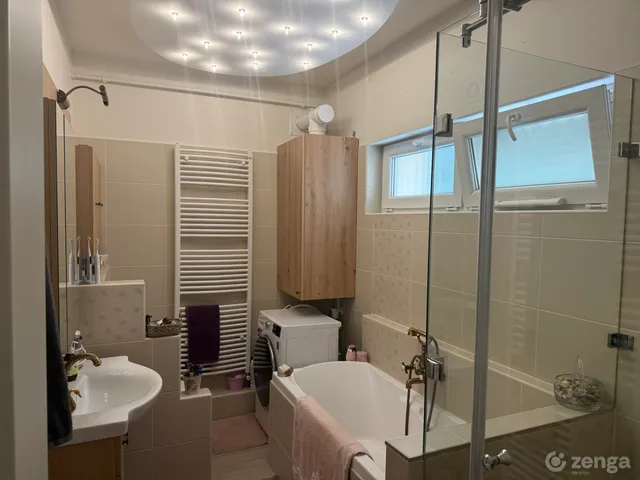 Eladó lakás Debrecen, Sestakert 83 nm