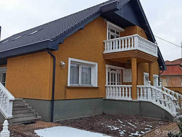 Eladó ház Akasztó 357 nm