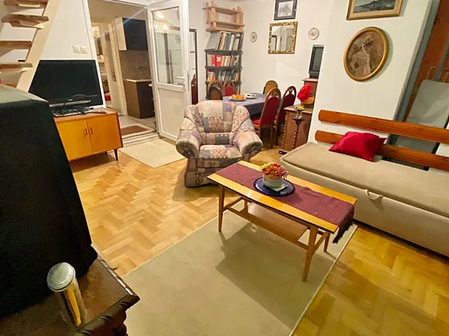 Eladó lakás Budapest VI. kerület, Nagykörúton belüli terület, Nagymező utca 36 nm