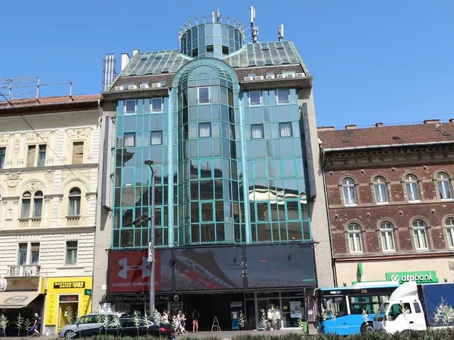 Eladó kereskedelmi és ipari ingatlan Budapest VII. kerület, Belső-Erzsébetváros 9 nm
