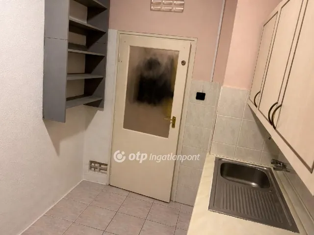 Eladó lakás Dunaújváros 54 nm