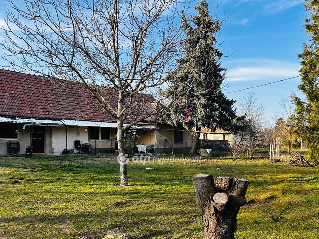 Eladó ház Paks 130 nm