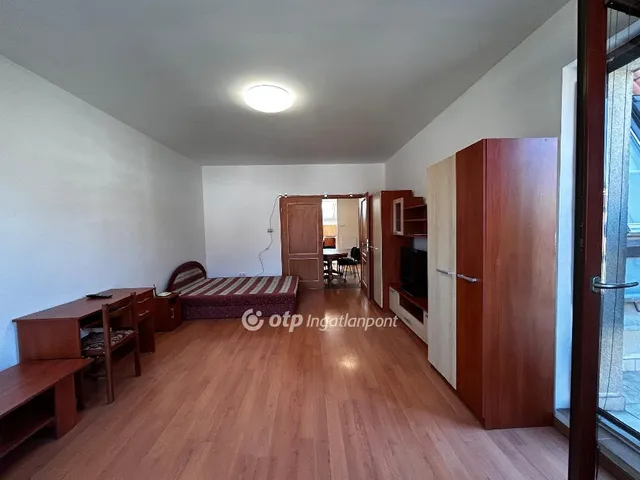 Kiadó lakás Dunaújváros 80 nm