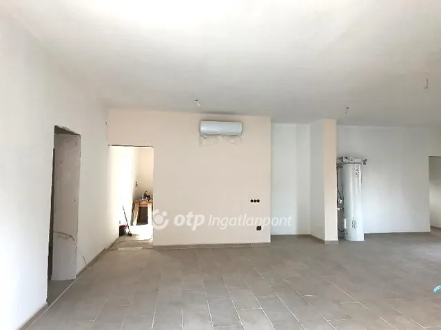 Eladó ház Perkáta 120 nm