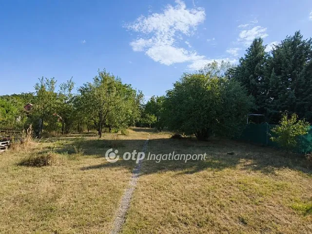 Eladó telek Dunaújváros 912 nm