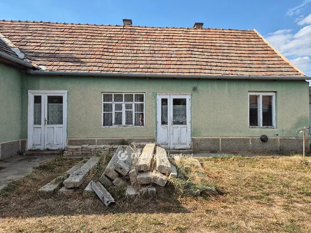 Eladó ház Nagydorog 105 nm
