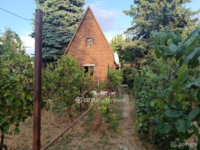 Eladó telek Rácalmás 661 nm