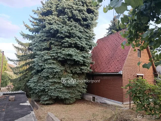 Eladó telek Rácalmás 661 nm