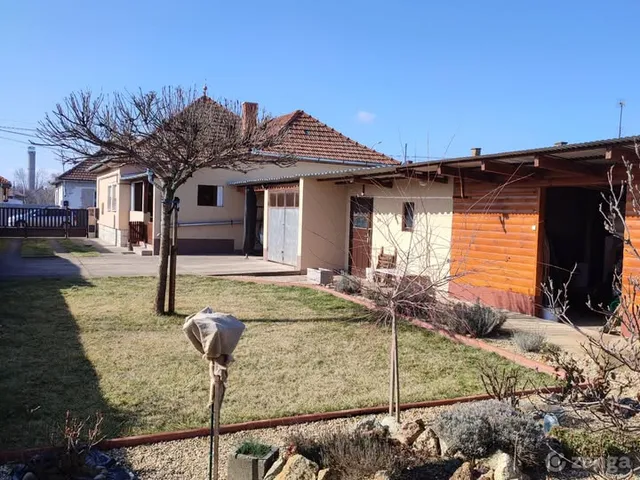 Eladó ház Mátészalka, Újtelep 76 nm